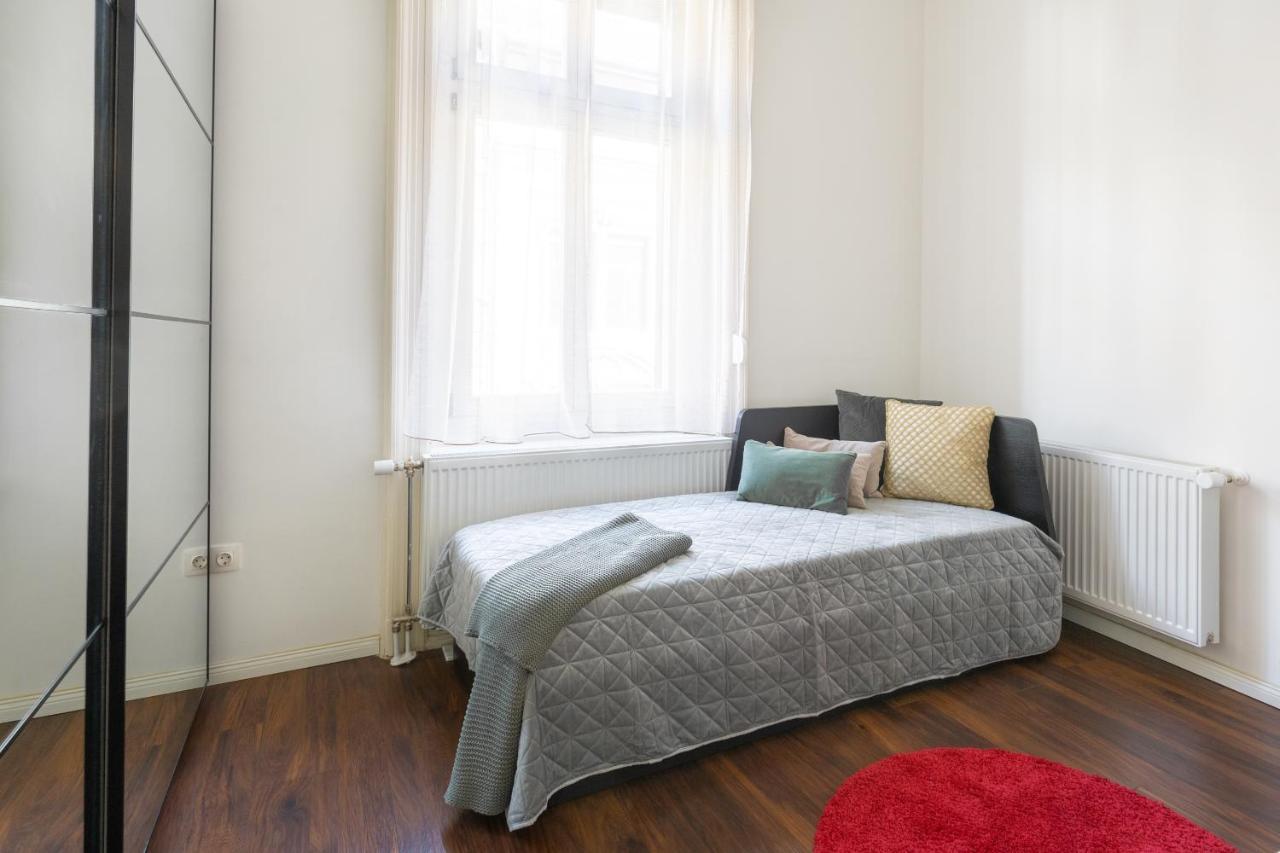 דירות בודפשט Red Dot One - New Unit In Heart Of Jewish Quarter מראה חיצוני תמונה
